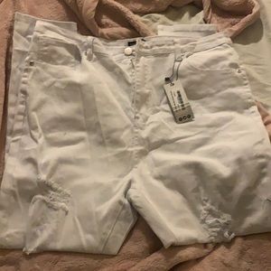 Plus skinny ripped jeans! NWT!